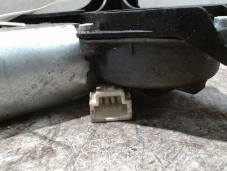 MOTEUR ESSUIE-GLACE ARRIERE PEUGEOT 106 96-2003