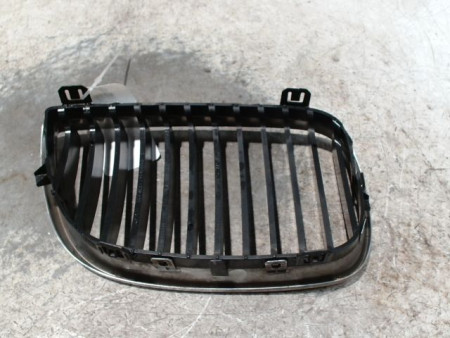 GRILLE CALANDRE GAUCHE BMW SERIE 1