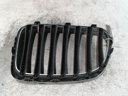 GRILLE CALANDRE DROIT B.M.W. X1