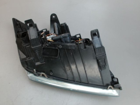 PHARE GAUCHE FORD FOCUS 05-07