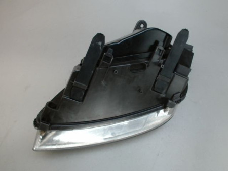 PHARE DROIT FORD FOCUS C-MAX 03-07