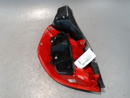 FEU ARRIERE DROIT RENAULT CLIO III 2005-