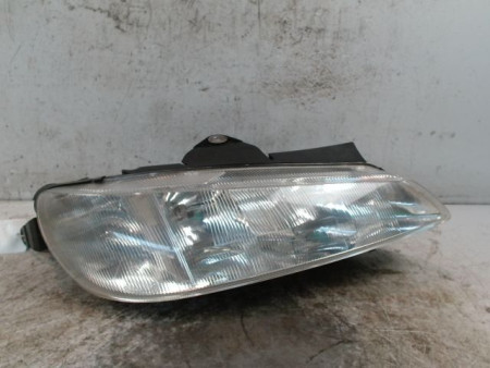 PHARE DROIT PEUGEOT 406 95-99