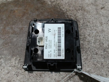 COMMANDE GPS RENAULT SCENIC III 2009-