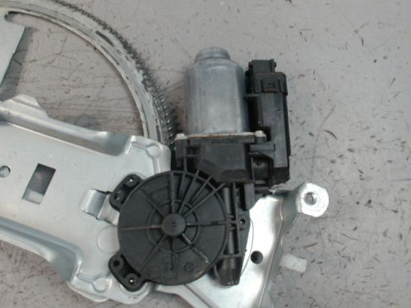 MECANISME+MOTEUR LEVE-GLACE AVANT DROIT OPEL MERIVA 2006-