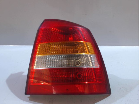 FEU ARRIERE DROIT OPEL ASTRA 98-2004