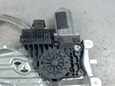 MECANISME+MOTEUR LEVE-GLACE AVANT DROIT OPEL ASTRA 2004-