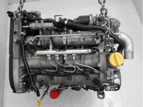 MOTEUR DIESEL OPEL ZAFIRA 1.9 CDTI 