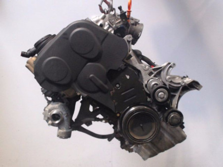 MOTEUR DIESEL AUDI A4 AVANT 04-08 2.0 TDI 16V