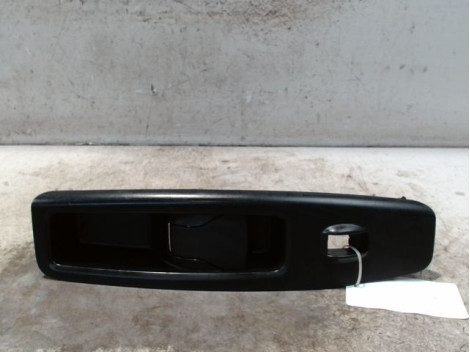 POIGNEE INTERIEURE PORTE AVANT DROIT FIAT DOBLO CARGO 2006-