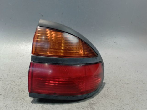 FEU ARRIERE DROIT RENAULT LAGUNA 98-2000