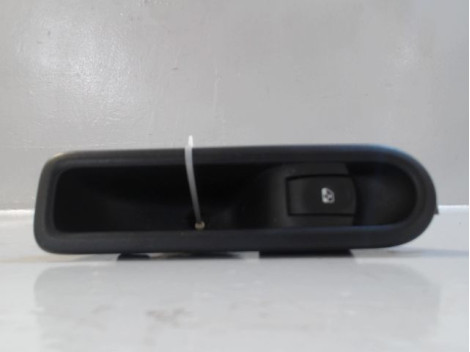 COMMANDE LEVE-GLACE PORTE ARG RENAULT CLIO III 2010-