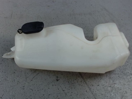 RESERVOIR LAVE-GLACE AVANT DACIA SANDERO 2008-