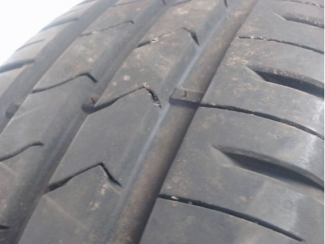 Pneu KUMHO ECSTA HS51 195 50 15 82 V