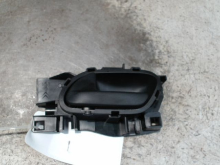 POIGNEE INTERIEURE PORTE AVANT GAUCHE PEUGEOT 207 2009-