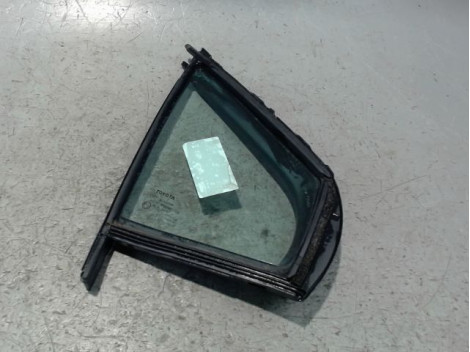 GLACE FIXE PORTE AVD TOYOTA YARIS II 2010-