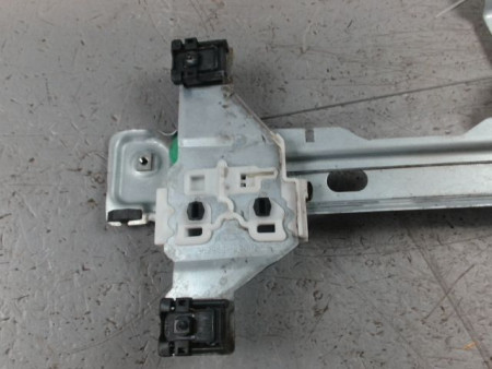 MECANISME+MOTEUR LEVE-GLACE AVANT GAUCHE PEUGEOT 3008 2009-