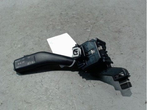 COMMANDE CLIGNOTANT SEAT LEON 2005-