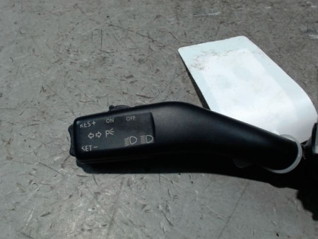 COMMANDE CLIGNOTANT SEAT LEON 2005-