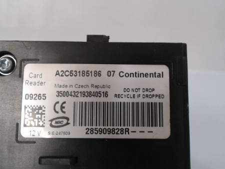 LECTEUR DE CARTE RENAULT SCENIC III 2009-