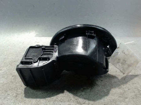 VOLET DE TRAPPE CARBURANT RENAULT SCENIC III 2009-