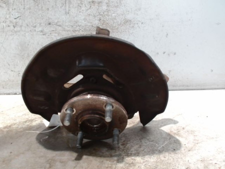 PIVOT AVANT DROIT TOYOTA COROLLA 2004-