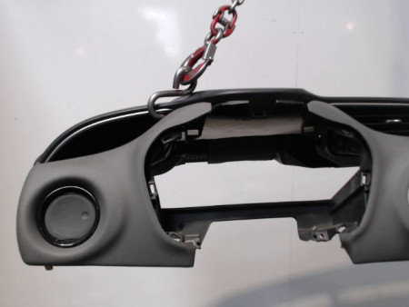 PLANCHE DE BORD  TOYOTA YARIS II 2010-