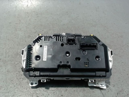 BLOC COMPTEURS TOYOTA YARIS II 2010-