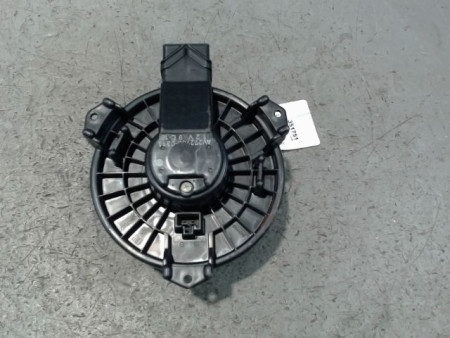 MOTEUR VENTILATEUR CHAUFFAGE TOYOTA YARIS 2005-