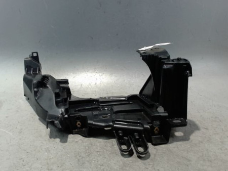 TOLE PORTE PHARE DROIT RENAULT MEGANE III 2008-