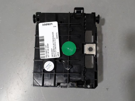 BOITE A FUSIBLES PEUGEOT 307 2005-