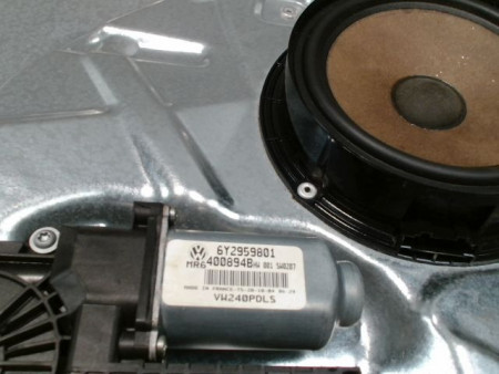 MECANISME+MOTEUR LEVE-GLACE AVANT DROIT VOLKSWAGEN POLO 02-05