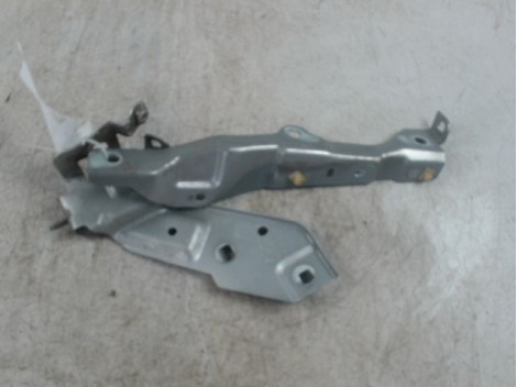 SUPPORT AILE AVD RENAULT CLIO IV