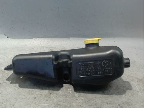 RESERVOIR LAVE-GLACE AVANT DACIA DUSTER 2010-