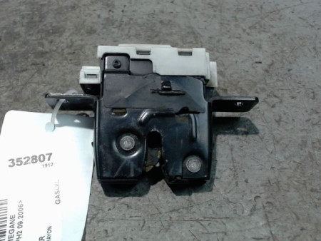 SERRURE HAYON  RENAULT SCENIC II PH2 2006-