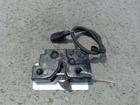 SERRURE CAPOT VOLKSWAGEN GOLF