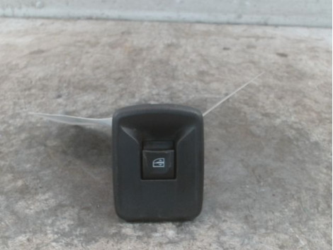 COMMANDE LEVE-GLACE PORTE AVD DACIA SANDERO 2008-
