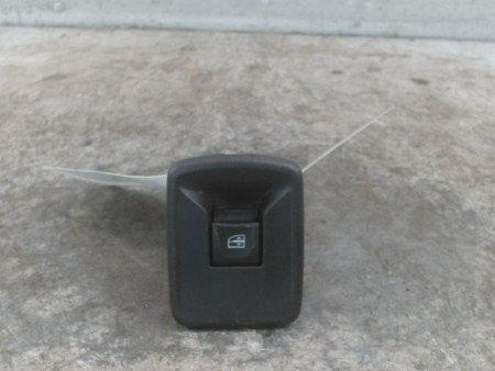 COMMANDE LEVE-GLACE PORTE AVD DACIA SANDERO 2008-