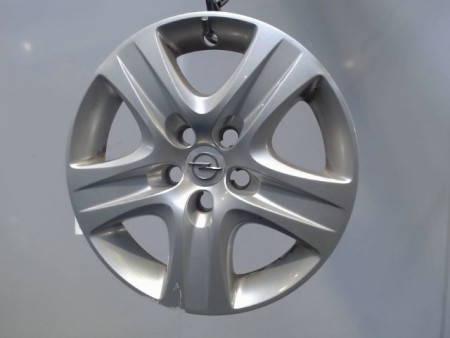 ENJOLIVEUR DE ROUE OPEL ASTRA BREAK 2004-