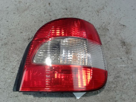 FEU ARRIERE DROIT RENAULT SCENIC I PH2 99-03
