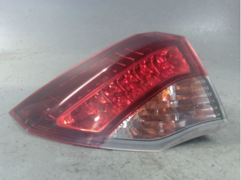 FEU ARRIERE GAUCHE  RENAULT LAGUNA III 2009-