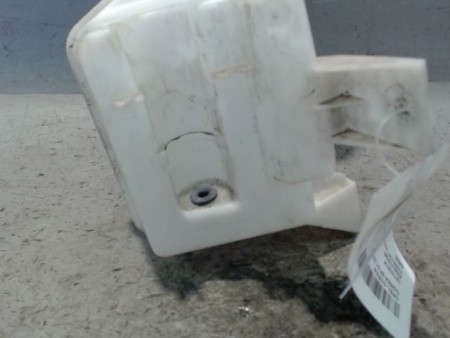 RESERVOIR LAVE-GLACE AVANT OPEL CORSA 2010-