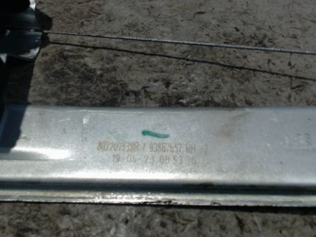 MECANISME+MOTEUR LEVE-GLACE AVANT DROIT RENAULT TRAFIC