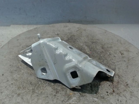 SUPPORT AILE AVD RENAULT TRAFIC