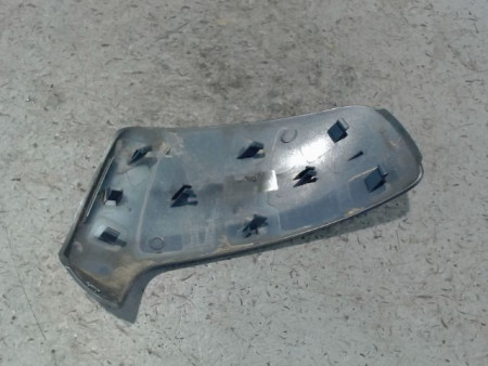 CARENAGE RETROVISEUR EXTERIEUR DROIT PEUGEOT 5008 2009-