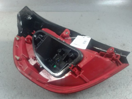 FEU ARRIERE DROIT RENAULT CLIO III 2010-