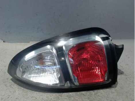 FEU ARRIERE DROIT CITROEN C3 PICASSO 2008-