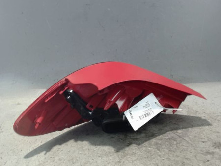 FEU ARRIERE DROIT PEUGEOT 207 2011-