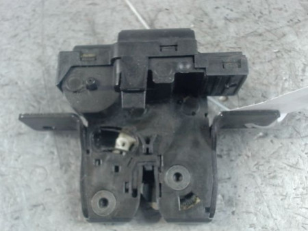 SERRURE HAYON  RENAULT CLIO III 2010-