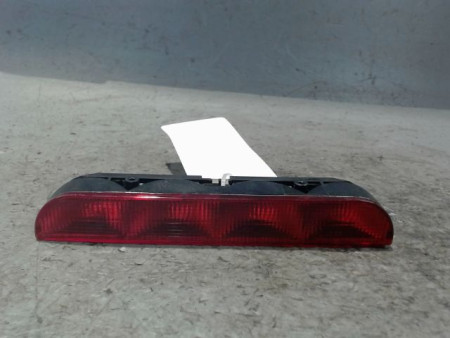 FEUX STOP SUPPLEMENTAIRE RENAULT LAGUNA
